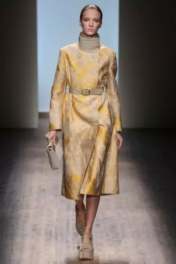 Salvatore Ferragamo 2015eko udaberria: Itzuli formara