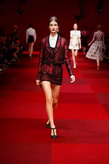 Dolce & Gabbana Tingali ka Spanyol pikeun Spring 2015