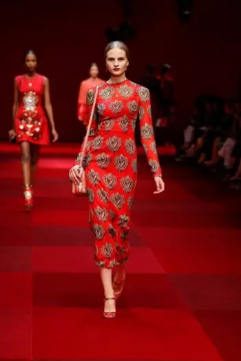 Dolce & Gabbana Tingali ka Spanyol pikeun Spring 2015