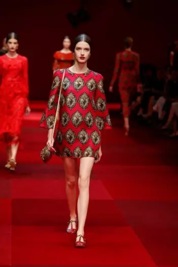 Dolce & Gabbana se za pomlad 2015 poglej v Španijo