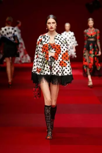 Dolce & Gabbana 2015 වසන්තය සඳහා ස්පාඤ්ඤය දෙස බලන්න