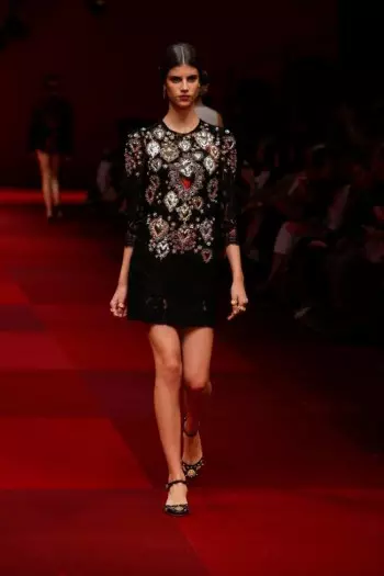 Dolce & Gabbana Испаниягә 2015 елның язына карагыз