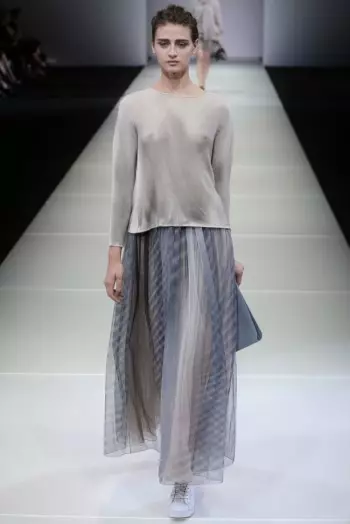 Giorgio Armani ס ים סירענס פֿאַר פרילינג 2015