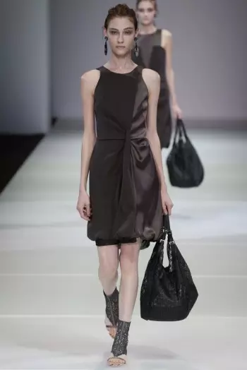 Giorgio Armani's zeesirenes voor het voorjaar van 2015