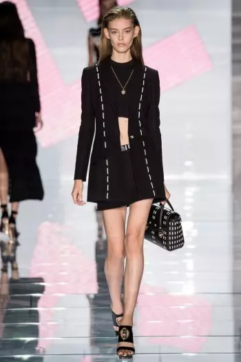 Versace Rebbiegħa 2015: Sporty Glam