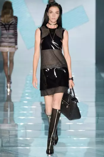 Versace 2015 봄: 스포티한 글램