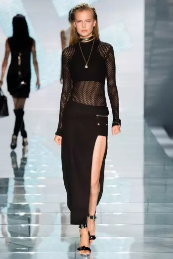 Versace 2015 봄: 스포티한 글램