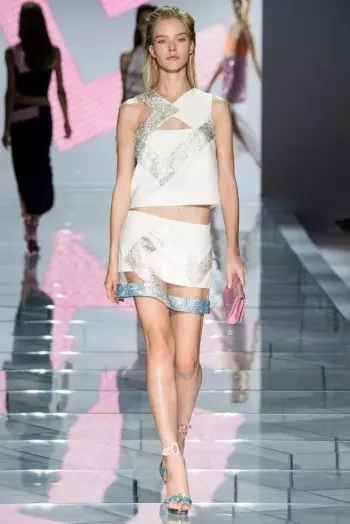 Versace Primavera 2015: Sporty Glam