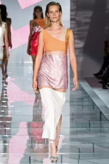 Versace баҳори 2015: Glam варзишӣ