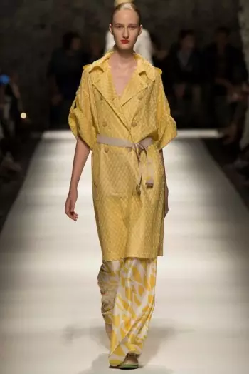 Missoni Spring 2015: Ukuhamba emoyeni