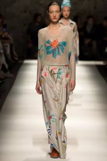 Missoni Primavera 2015: Walking on Air