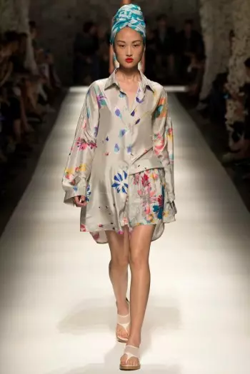 Missoni Spring 2015: เดินบนอากาศ