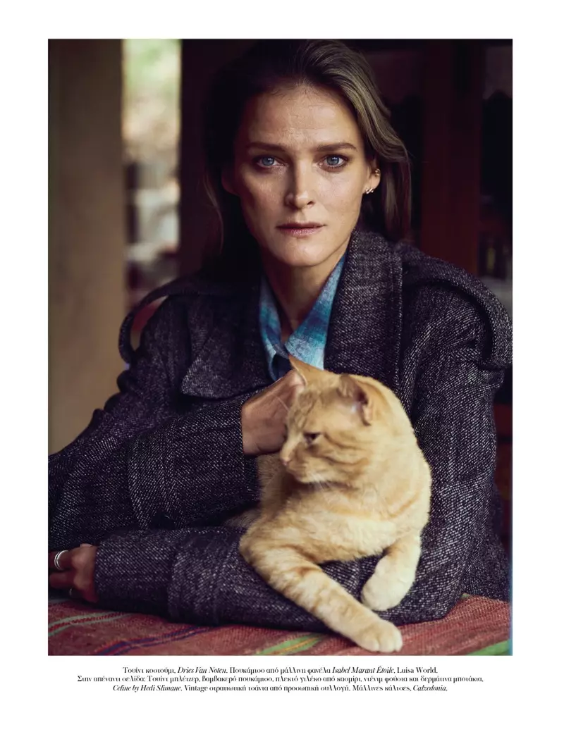 Carmen Kass Models Autumn Styles for Vogue Hy Lạp
