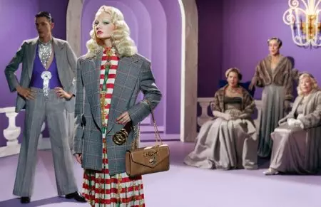 Gucci-nin 2019-cu ilin Bahar Kampaniyası üçün Şou vaxtıdır