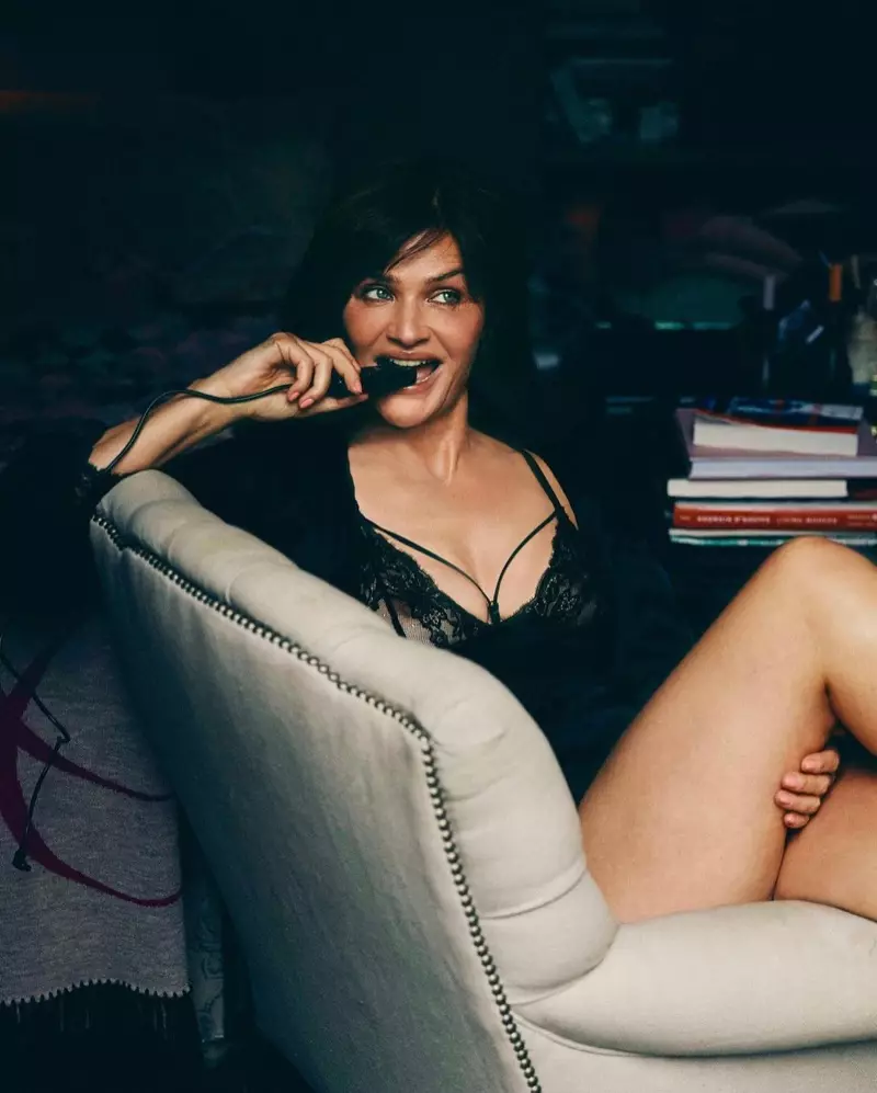 Helena Christensen fotografeert zichzelf voor de nieuwste campagne van Coco de Mer.