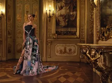 Atelier Versace 2020-yil bahorgi kolleksiyasi bilan hayratga tushadi