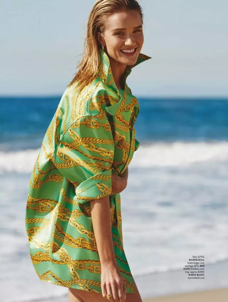 Rosie Huntington-Whiteley posa in Beach Styles per ELLE Australia