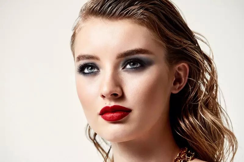 PÅ SET: Dolce & Gabbana Passionlips læbestift-optagelse med Giulia Maenza.