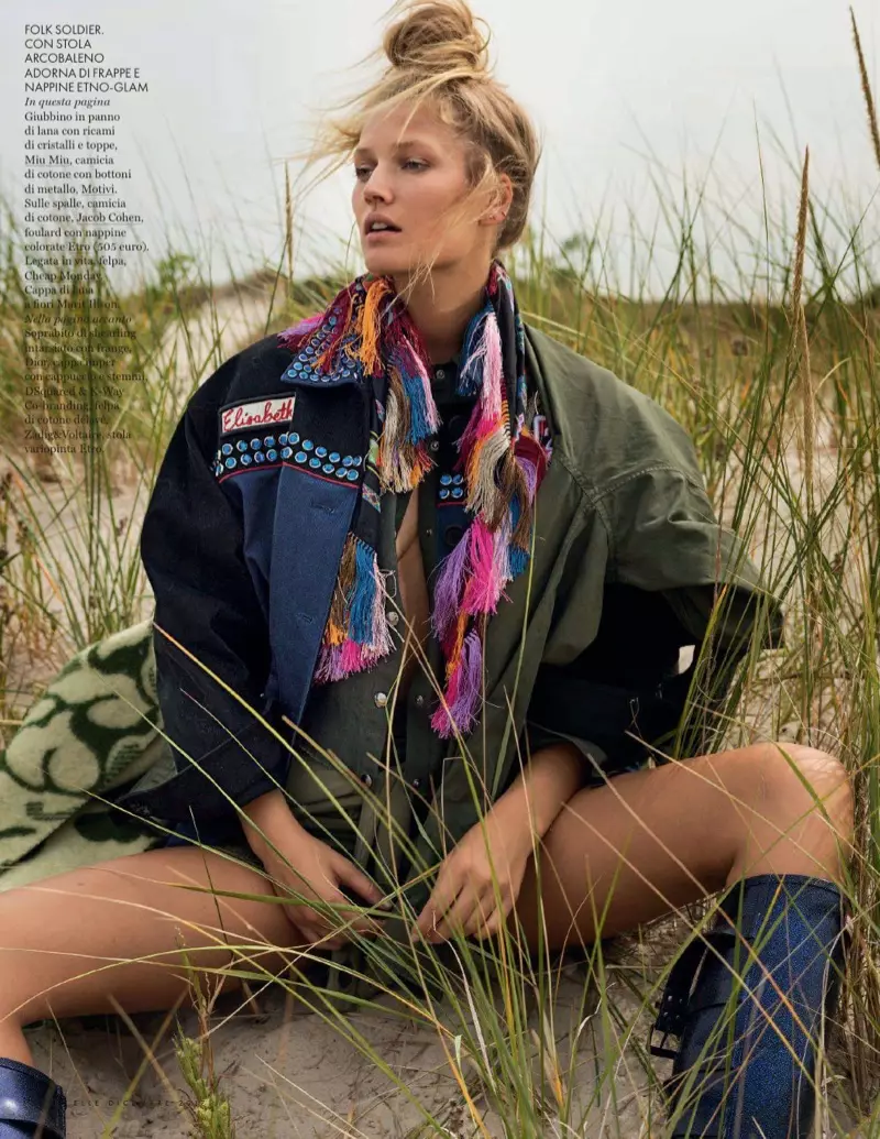 Sraitheanna Toni Garrn in Aimsir Fhuar Tá cuma ar ELLE na hIodáile