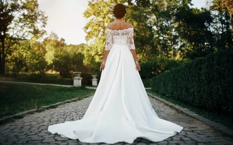 5 siluetas icónicas de vestidos de novia