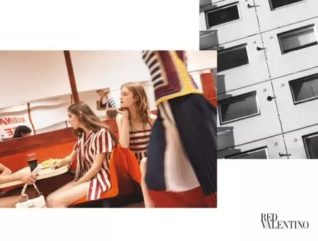 RED Valentino captura moments quotidians per a la campanya de primavera de 2017