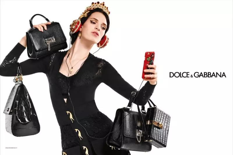 Dolce & Gabbana празнуват семейната кампания за есента на 2015 г