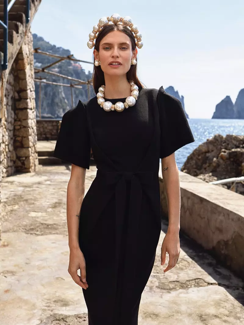 Bianca Balti Ni King'ora cha Bahari kwa Uhispania ya Glamour