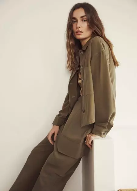 U-Andreea Diaconu ubeka kwiMango's Relaxed Spring Styles