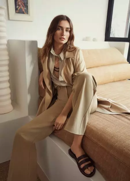 U-Andreea Diaconu ubeka kwiMango's Relaxed Spring Styles