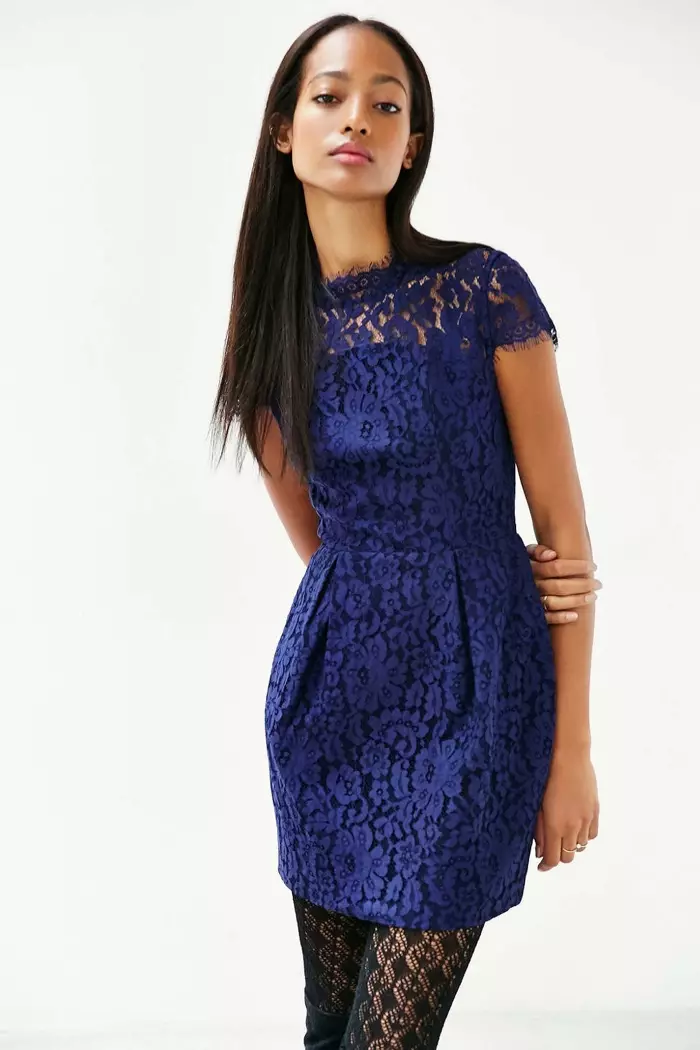 Keepsake Lace Overlay Dress havebla por $180.00