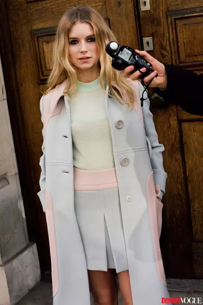 Lottie Moss-ek Vogueko debuta egin du Teen Vogue Shoot-en