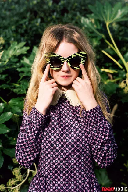 La fratino de Kate, Lottie Moss, Faras Vogue Debut en Teen Vogue Shoot