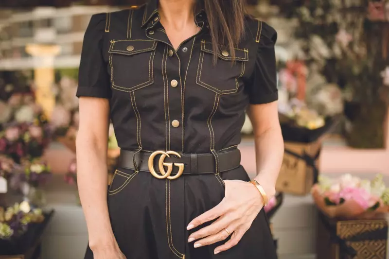 Woman Denim Outfit Gold Gucci Belt