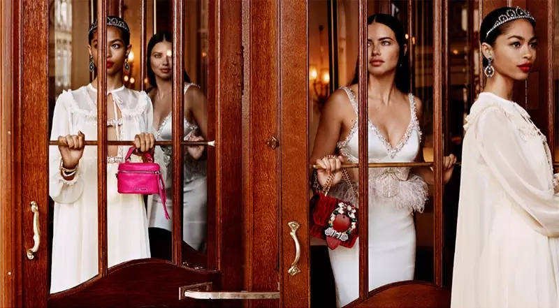 Zoe Thaets et Adriana Lima apparaissent dans la campagne Miu Miu Cruise 2019