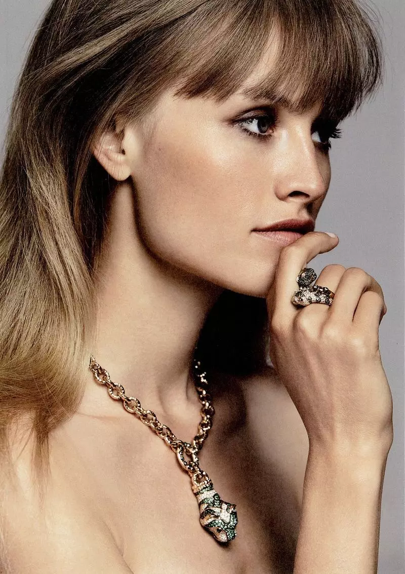 Klara Kristin modeluje Haute Couture & Gems pro Harper's Bazaar Germany