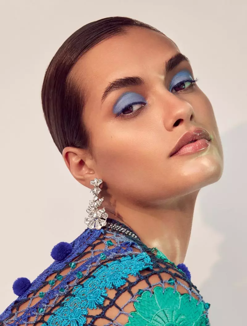 Gizele Oliveira Anomira muGems Anopenya eHarper's Bazaar Kazakhstan