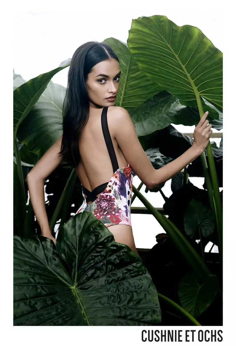 Cushnie et Ochs presenta un bañador con estampado floral na campaña primavera-verán 2018