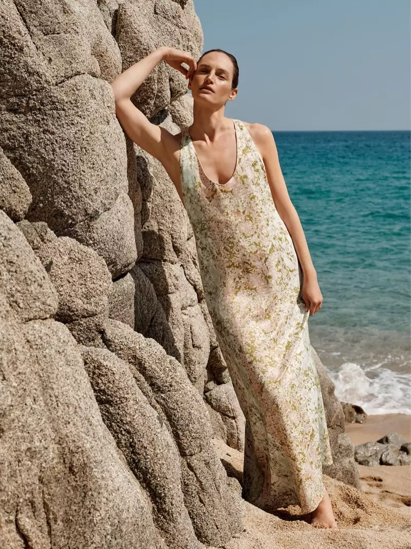 Vivien Solari nyedhot srengenge ing koleksi Mango Committed spring-summer 2019