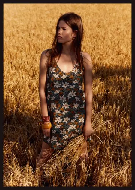 A Countryside Affair : Roos van Elk porte les looks d'été de Mango