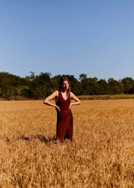 A Countryside Affair: Roos van Elk Wear Mango's Summer Looks