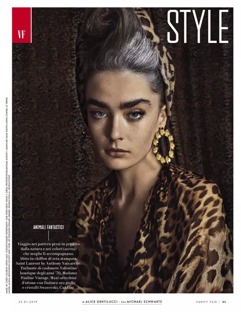 Alisha Nesvat poserer i ville mønstre for Vanity Fair Italia