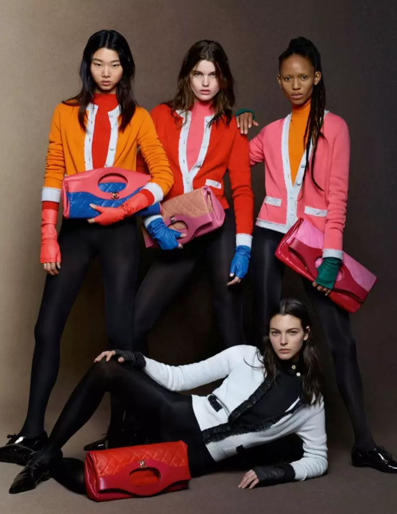 Yoon Young Bae, Luna Bijl, Adesuwa Aighewi və Vittoria Ceretti Chanel 2018 payız-qış kampaniyasında rol alırlar.