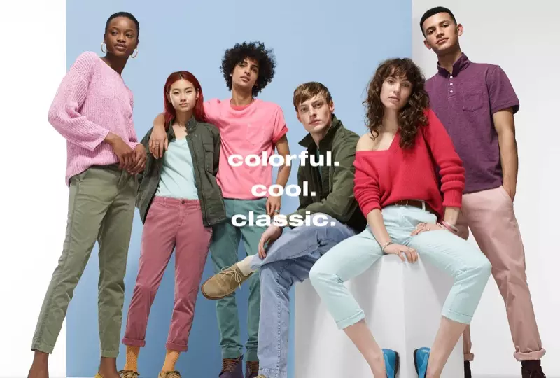 Gap benotzt der Tagline: faarweg. cool. klassesch. fir Fréijoer-Summer 2018 Campagne