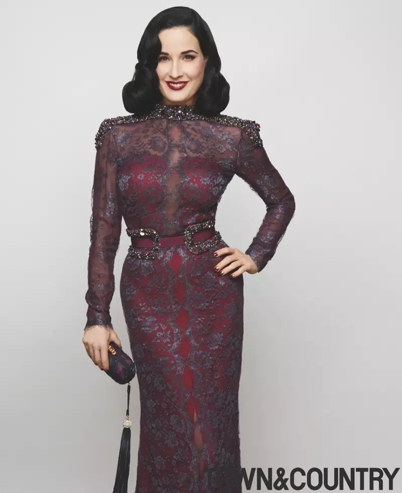 Gwen Stefani, Amy Adams, Dita von Teese + More Stars for Town & Country