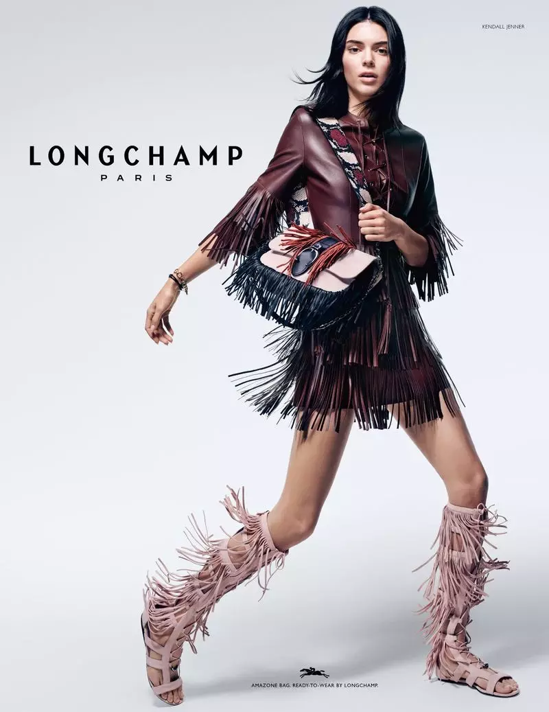 Longchamp enlists Kendall Jenner rau nws cov phiaj xwm caij nplooj ntoos hlav-lub caij ntuj sov 2019