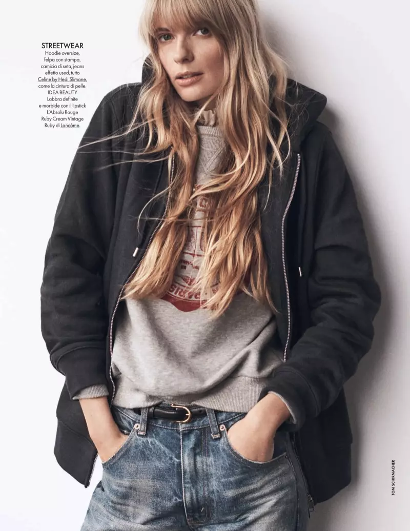 Julia Stegner na-achọ oge ọhụụ ugbu a maka ELLE Italy