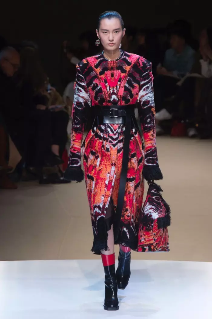 Alexander McQueen | Pau / Taumalulu 2018 | Alavai