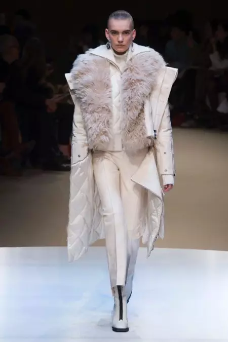 Alexander McQueen, 2018 Sonbaharı İçin Doğal Motifleri Öne Çıkarıyor