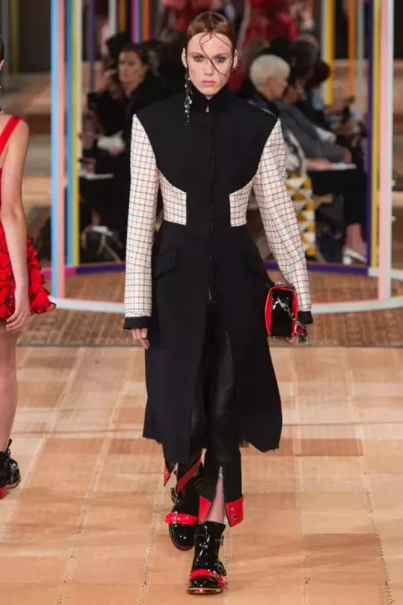 Alexander McQueen Akora Imyubakire Yimpeshyi 2018