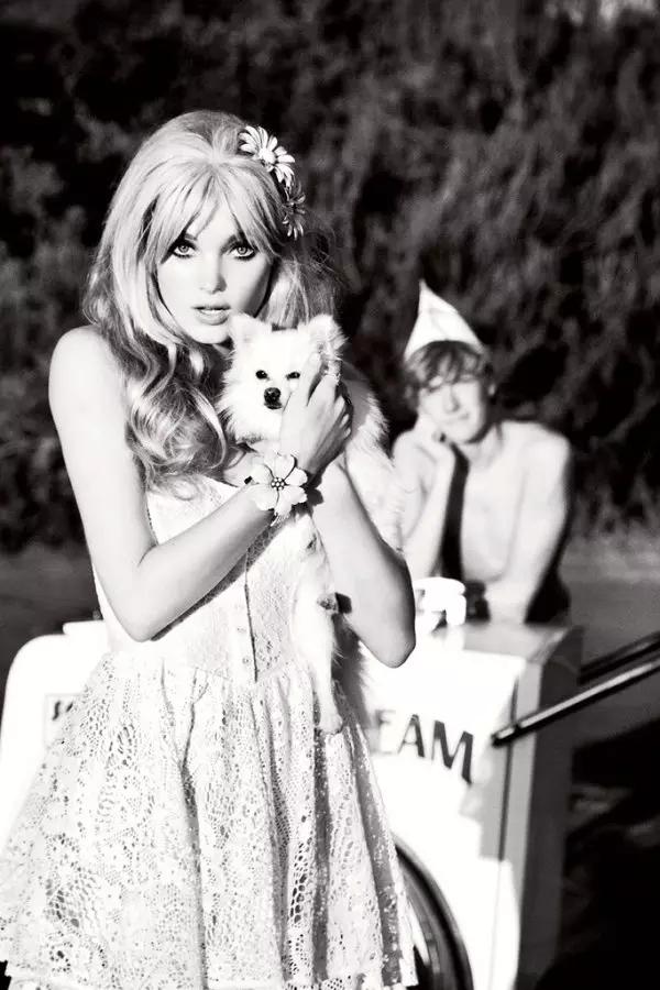 Guess Spring 2011 Kampanye | Elsa, Alyssa & Kate dening Ellen von Unwerth